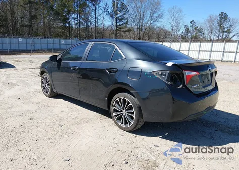 2015 Toyota Corolla S Plus z USA, uszkodzony, nr VIN 5YFBURHE3FP253412